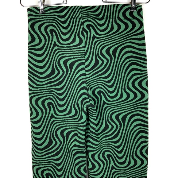 NWT Urban Outfitters Bryn Pull On Flare Pant - Picture 11 of 14